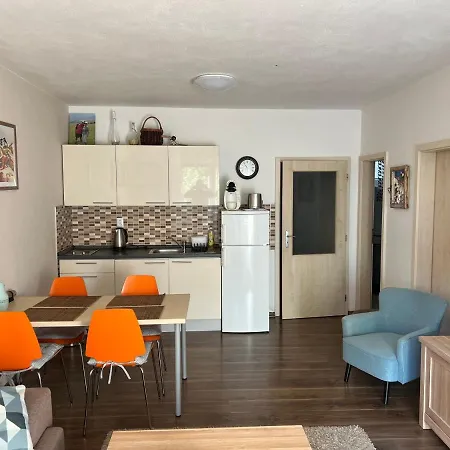 Kykula - Terchová, Vyšné Kamence 1520 Apartmán *